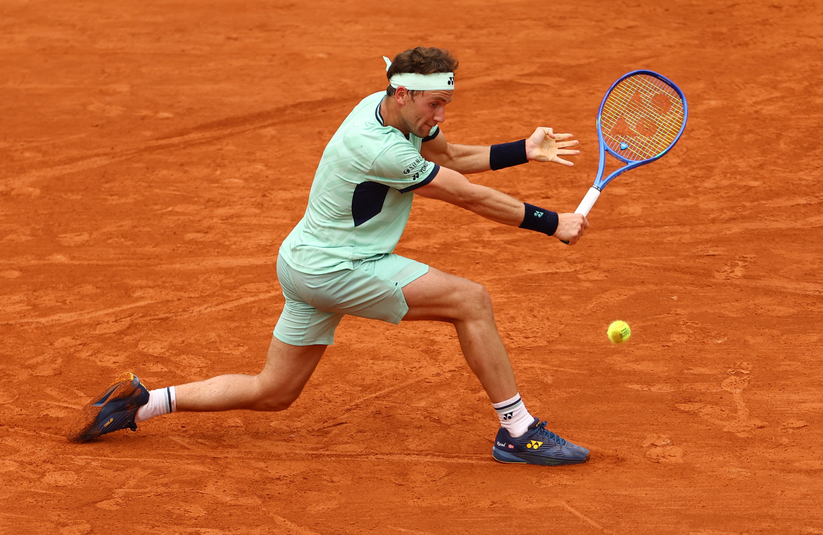 蒙特卡洛大师赛险胜法网，鲁德统治全场